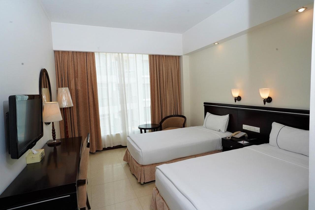 Ocean Paradise Hotel And Resort Cox's Bazar Exterior photo